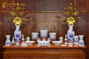 Bộ Đồ Thờ Gia Tiên Bát Tràng Men Lam Vẽ Vàng