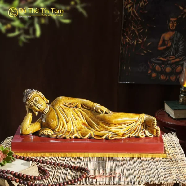Tượng Phật Thích Ca Mâu Ni nằm men hoàng thổ gốm Bát Tràng