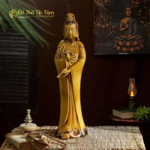 Tượng Quan âm Bồ tát đứng men hoàng thổ