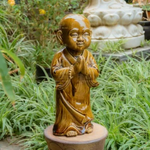 Tượng Chú Tiểu Đứng Men Hoàng Thổ