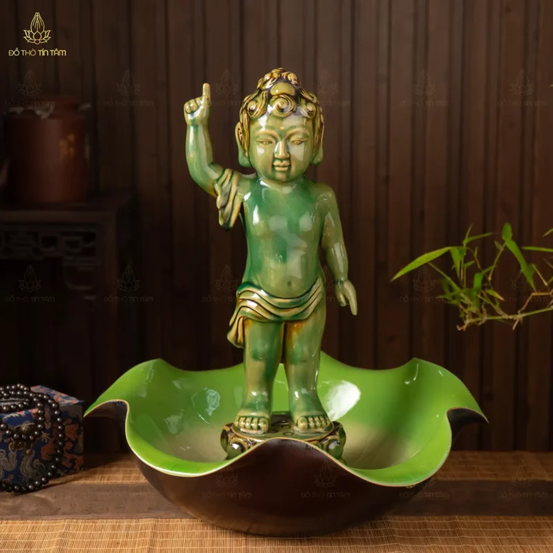 Tượng Phật Đản Sanh Men Xanh Ngọc